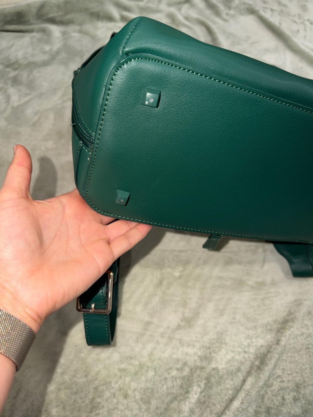 BEIS The Wicked Backpack
in Wicked Green - Picture 4 of 14